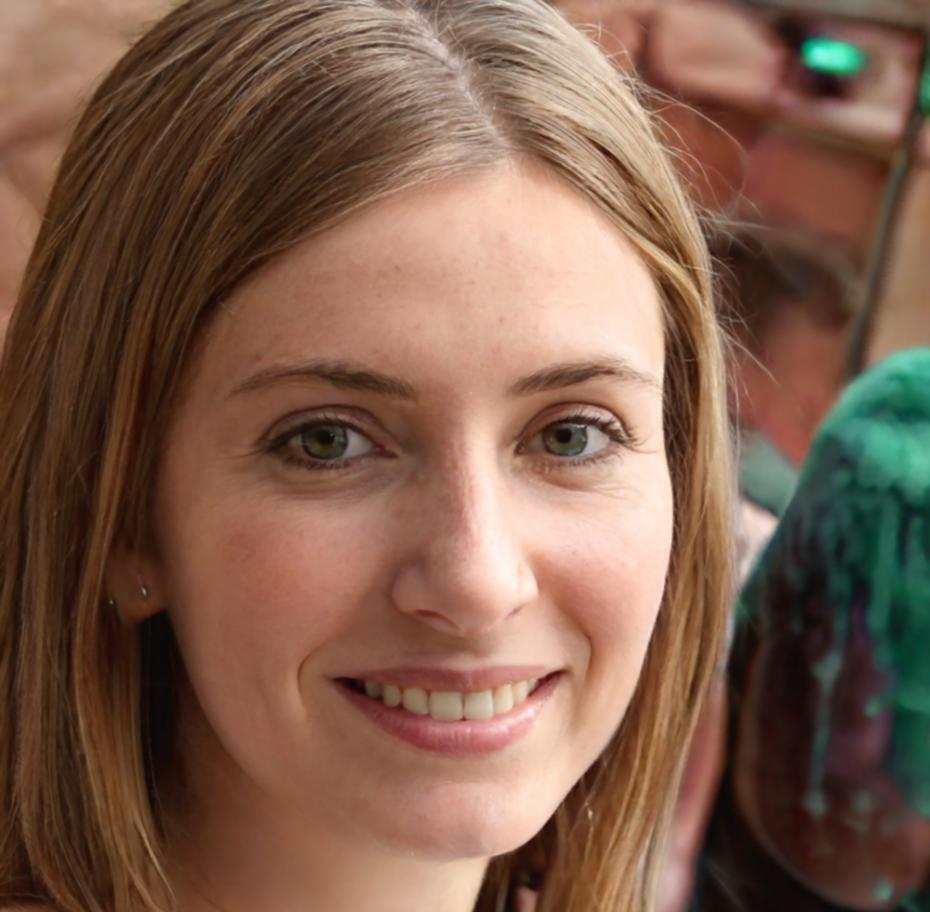 Marie Dubois, Directrice Stratégique chez halorivexunto